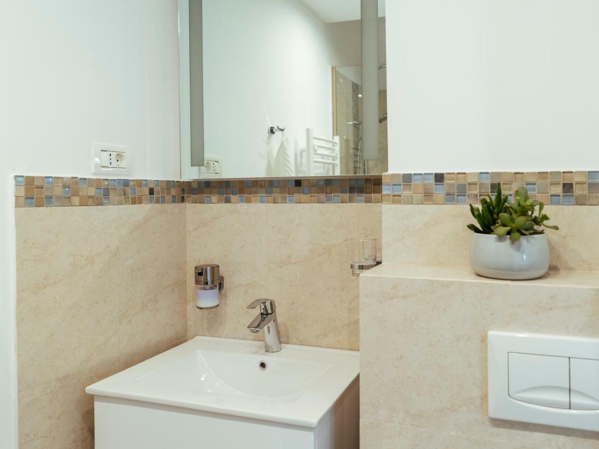 Bright And Spacious Central Apartment- Piata Amzei Βουκουρέστι Εξωτερικό φωτογραφία