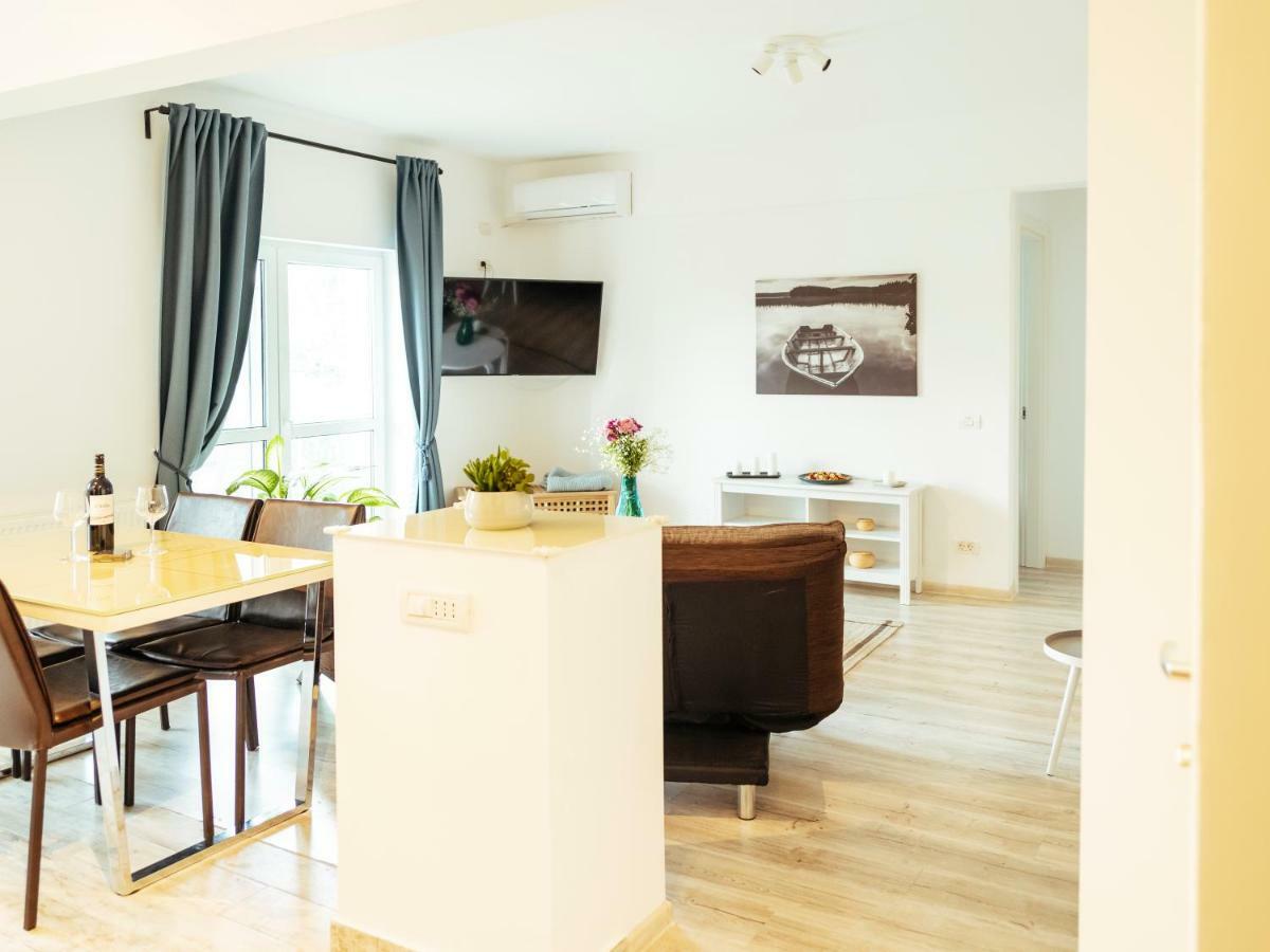 Bright And Spacious Central Apartment- Piata Amzei Βουκουρέστι Εξωτερικό φωτογραφία