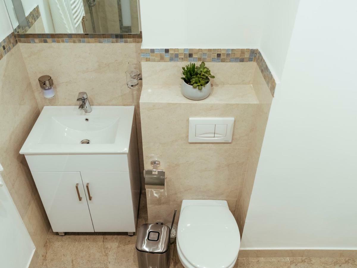 Bright And Spacious Central Apartment- Piata Amzei Βουκουρέστι Εξωτερικό φωτογραφία