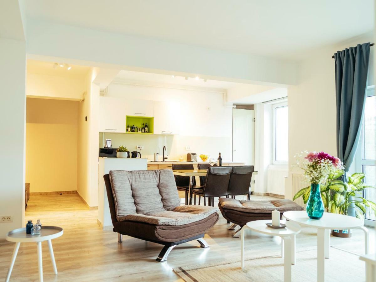 Bright And Spacious Central Apartment- Piata Amzei Βουκουρέστι Εξωτερικό φωτογραφία